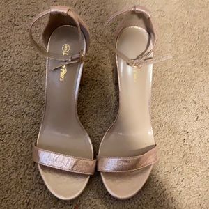 Rose gold high Heels